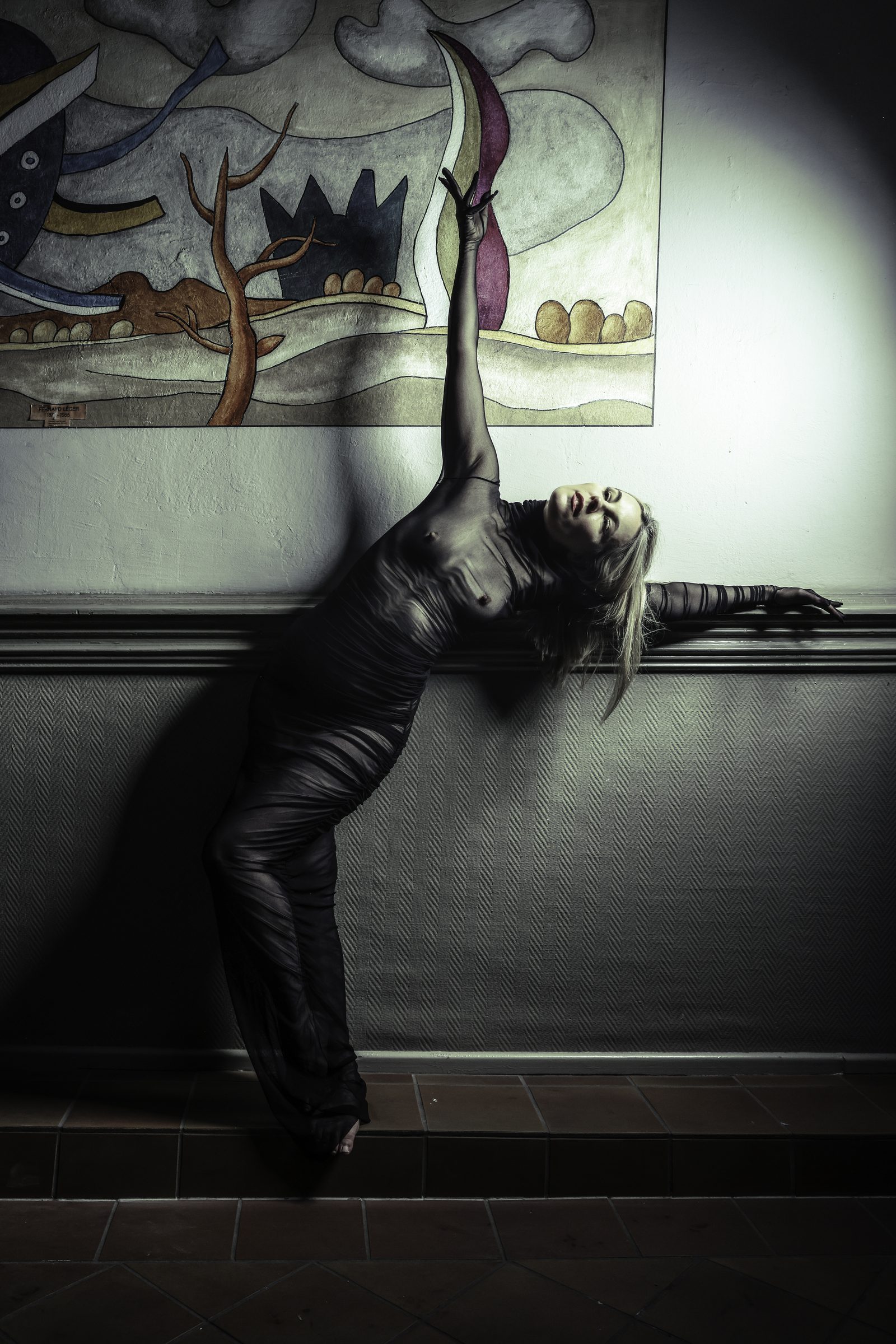 Confidence boudoir session